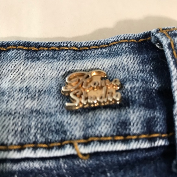 Women’s Roma Studio High Rise Juniors Blue Denim Jean Shorts Size 11 - Picture 5 of 6